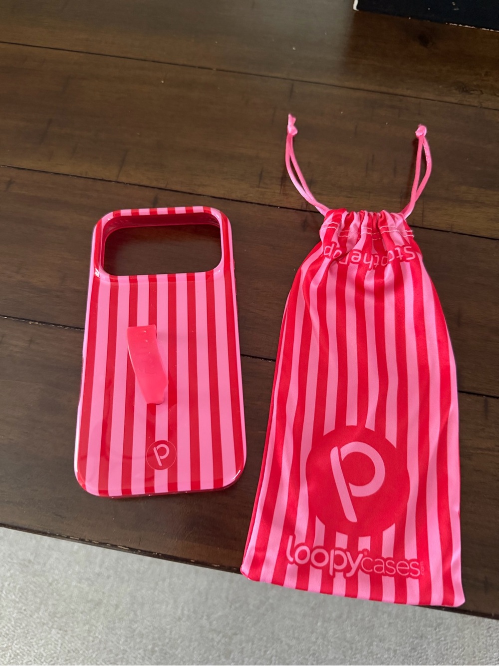 iPhone 17 Pro - Loopy Case Berry Stripes!